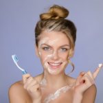 Как избавиться от прыщей с помощью зубной пасты